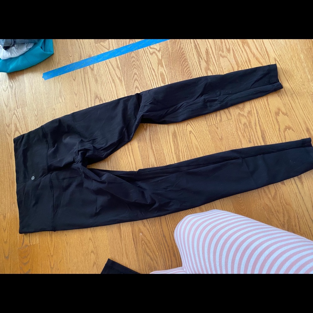 Lululemon wonder under